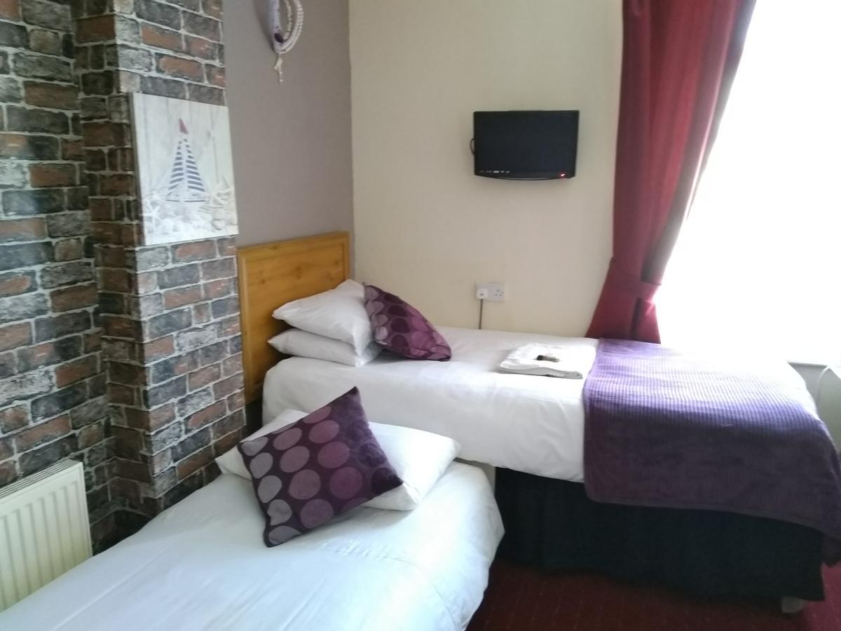 Ringbane House Bed and Breakfast Blackpool Exteriör bild