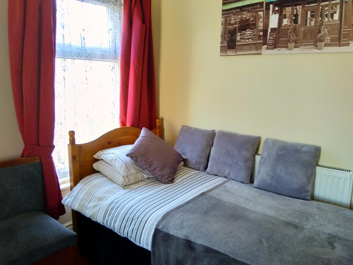 Ringbane House Bed and Breakfast Blackpool Exteriör bild