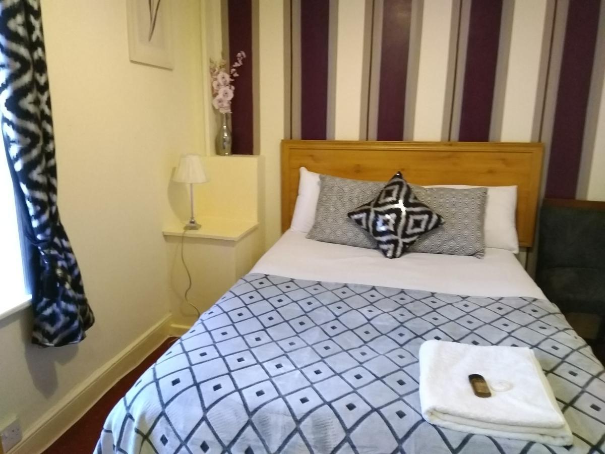 Ringbane House Bed and Breakfast Blackpool Exteriör bild